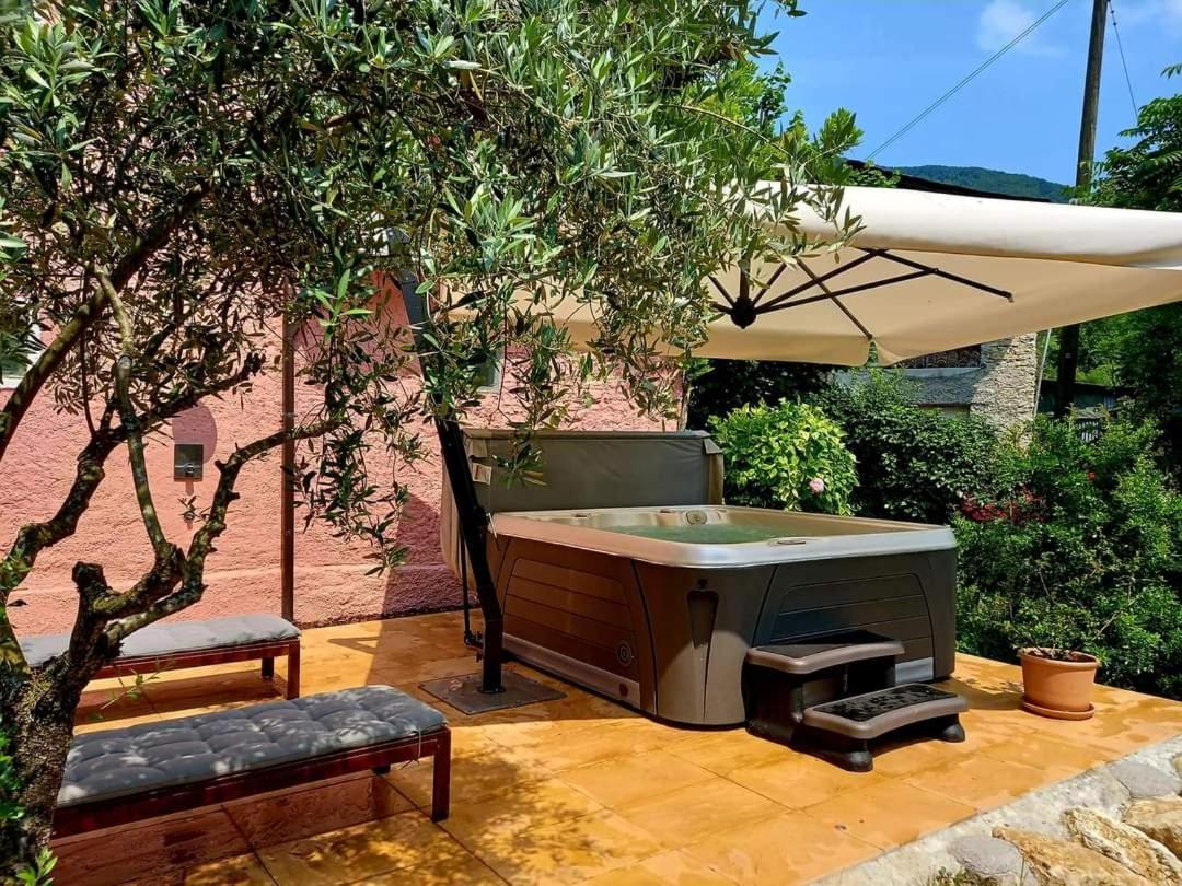 La Casa Rosa di Segusino  Villa Sequsino Bagian luar foto